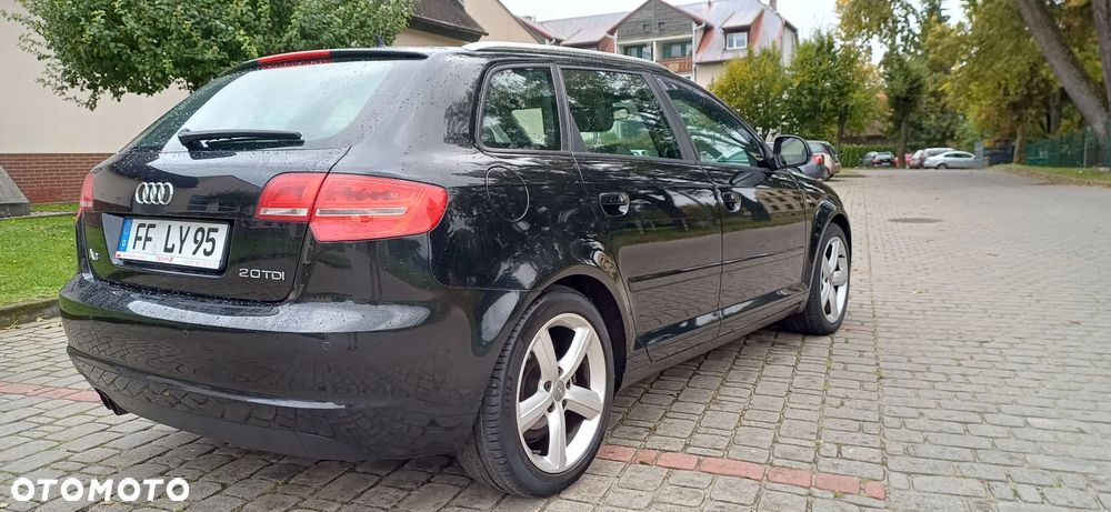Audi A3 Sportback - 4