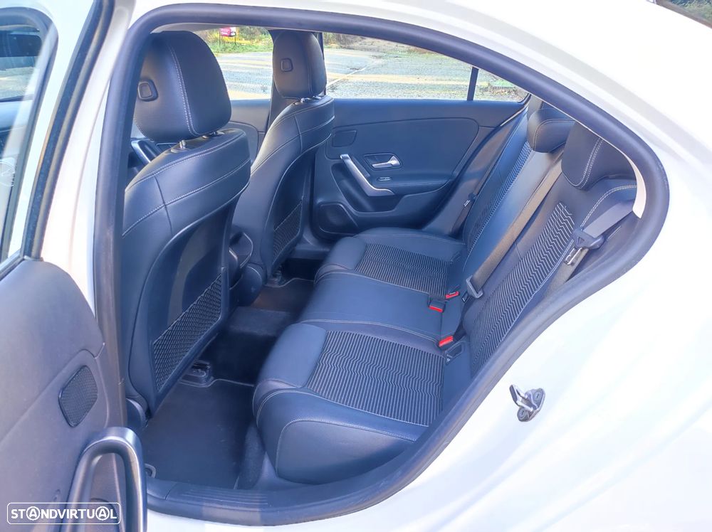 Mercedes-Benz A 250 Limousine e 8G-DCT Progressive - 22