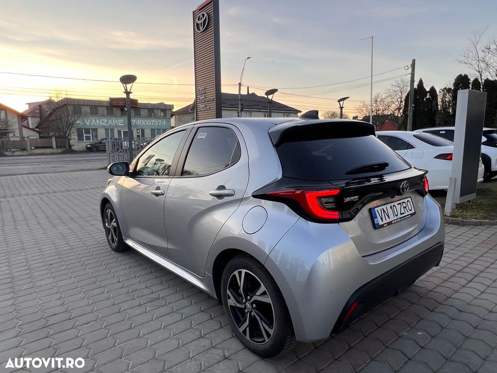 Toyota Yaris 1.5 VVT-i HSD Active - 7