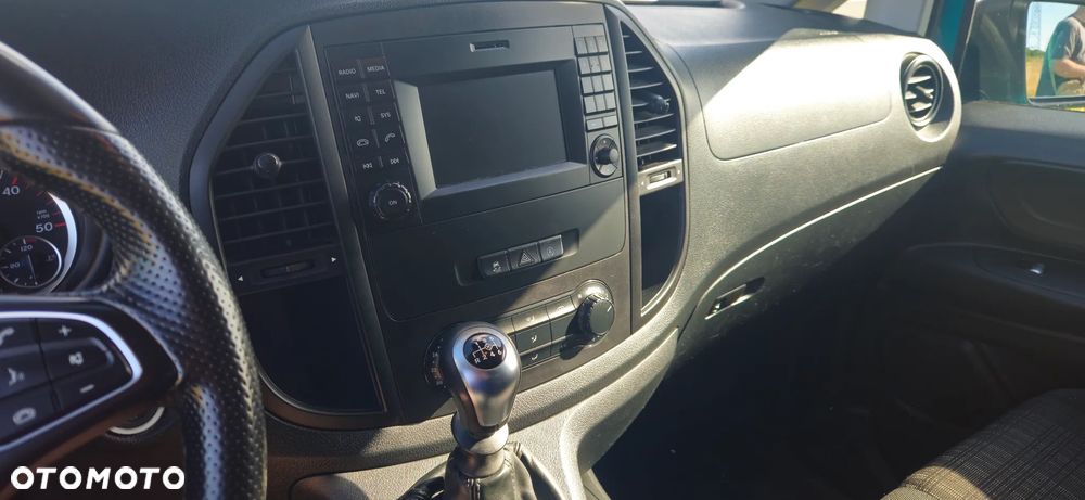 Mercedes-Benz VITO - 21