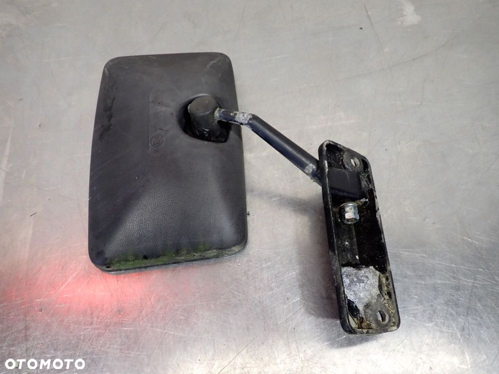 LUSTERKO PRAWE MERCEDES-BENZ T1 310D - 2