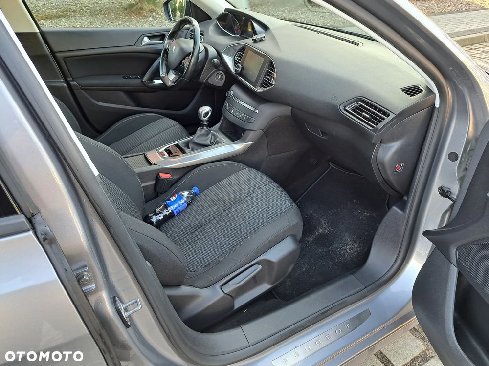 Peugeot 308 - 14