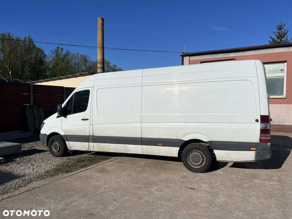 Mercedes-Benz Sprinter - 3
