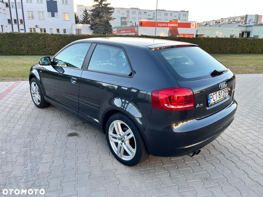 Audi A3 3-drzwiowe 2.0 TDI Ambition - 3