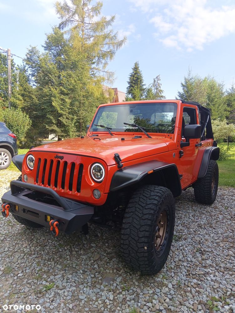 Jeep Wrangler - 1