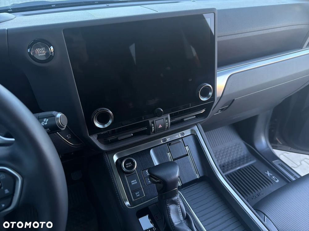 Lexus GX - 14