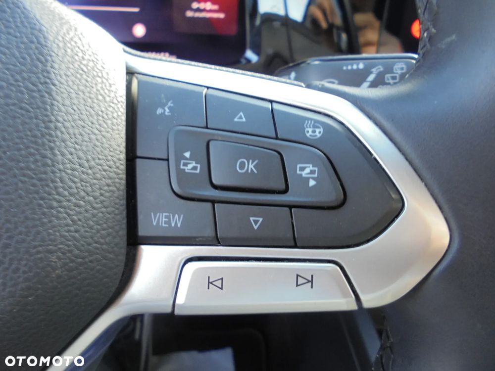 Volkswagen Golf 1.5 TSI OPF Style - 27