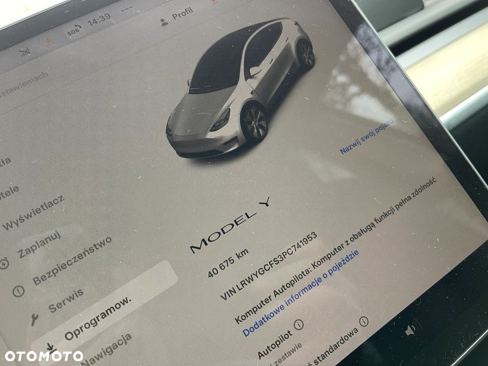 Tesla Y Model RWD - 13