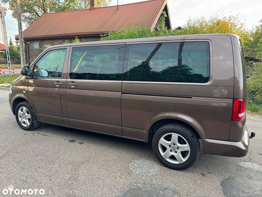 Volkswagen Caravelle - 5