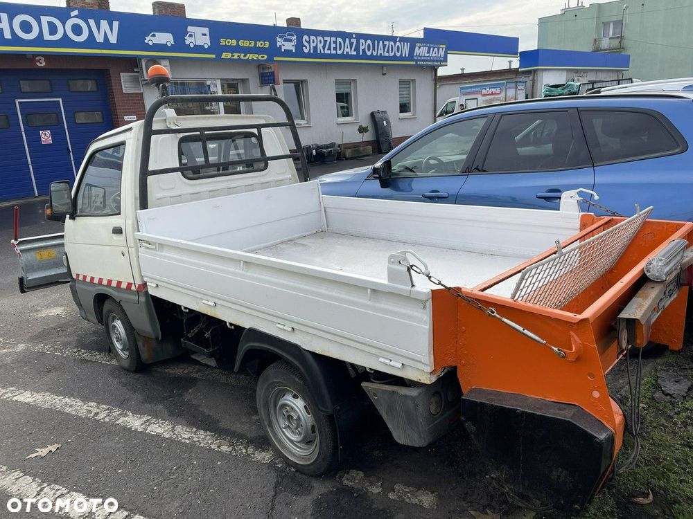 Piaggio Piaggio PFAU Wywrotka 4X4 posypywarka odśnieżarka szczotka pług 2006 - 2