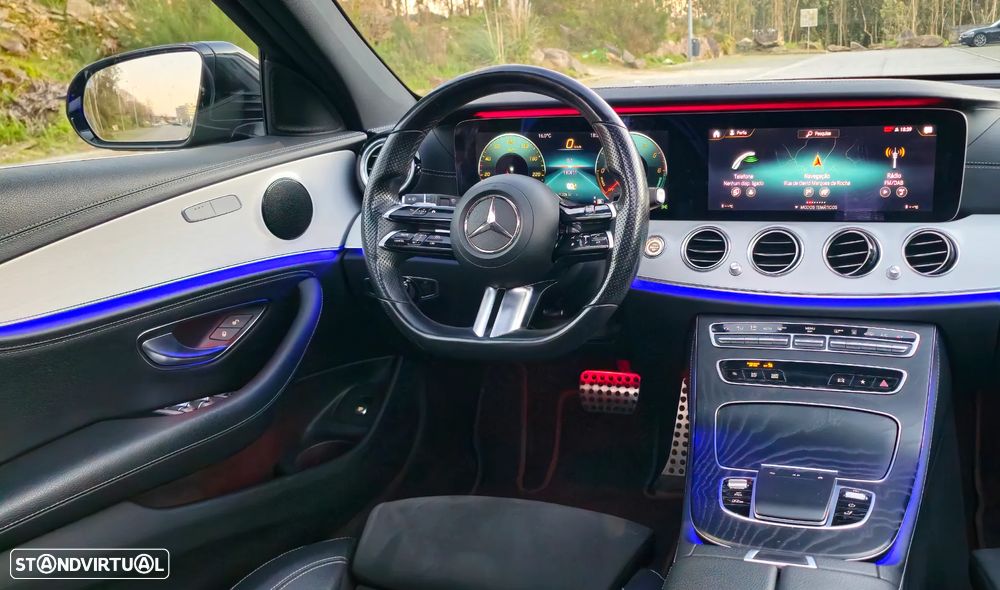 Mercedes-Benz E 300 de 4Matic 9G-TRONIC AMG Line - 12