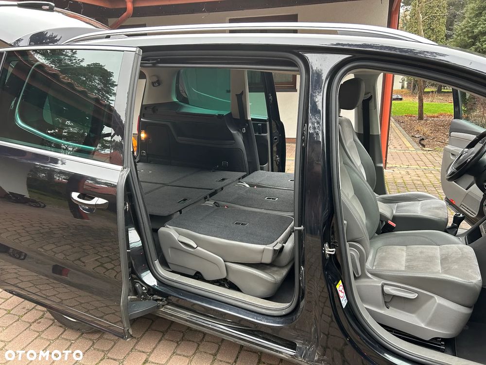 Volkswagen Sharan 2.0 TDI Highline - 23