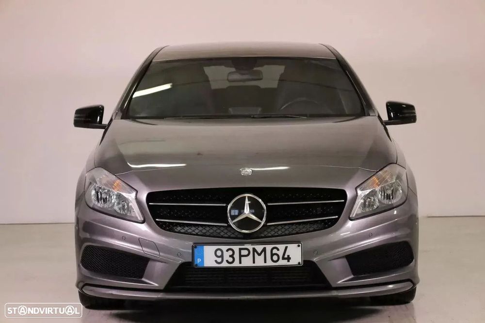 Mercedes-Benz A 200 d AMG Line - 2