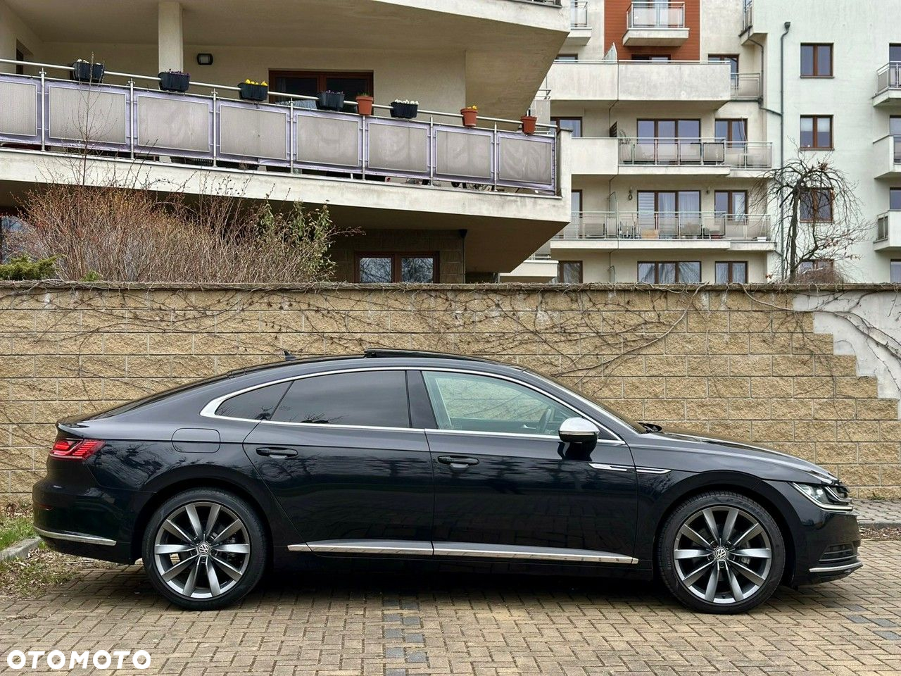 Volkswagen Arteon 2.0 TDI SCR DSG Elegance - 2
