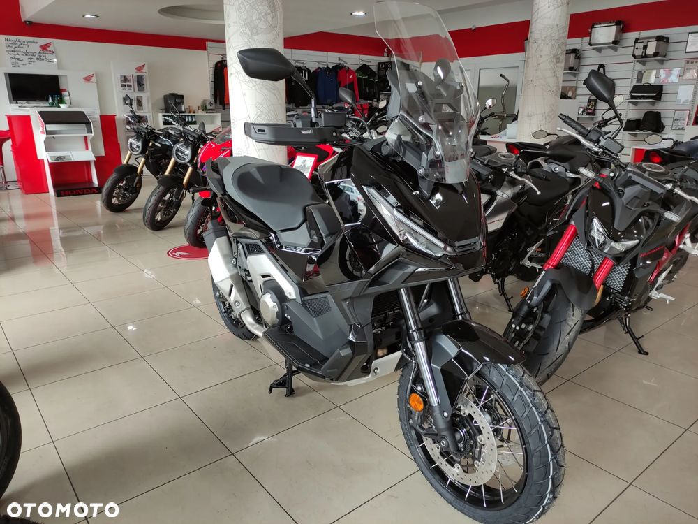 Honda X-ADV - 2