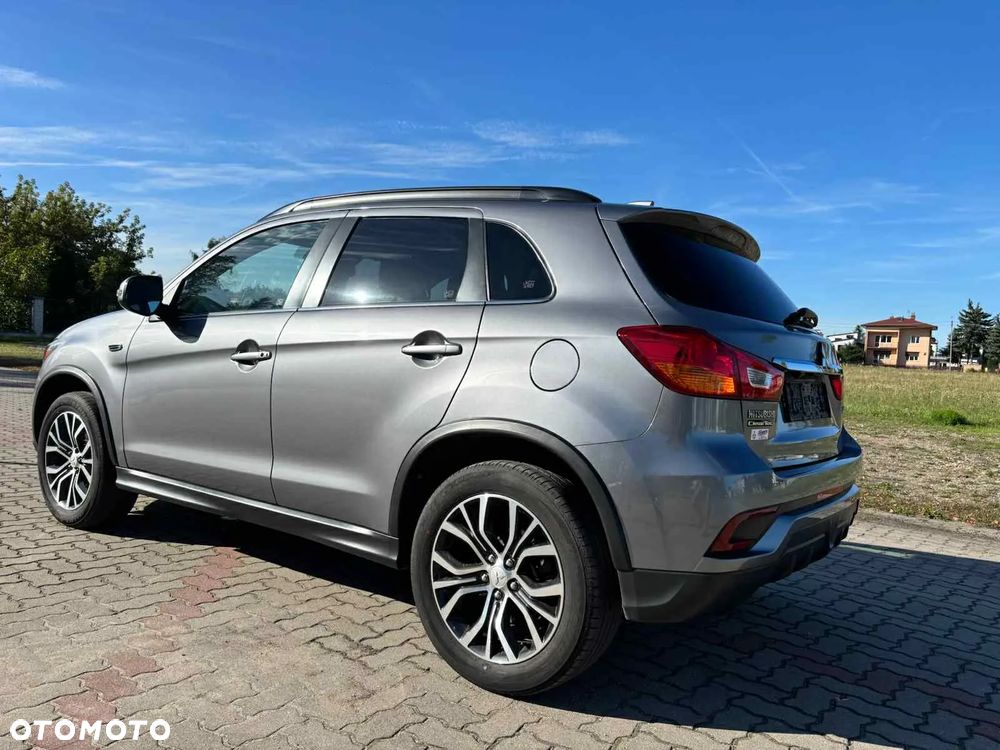Mitsubishi ASX - 8