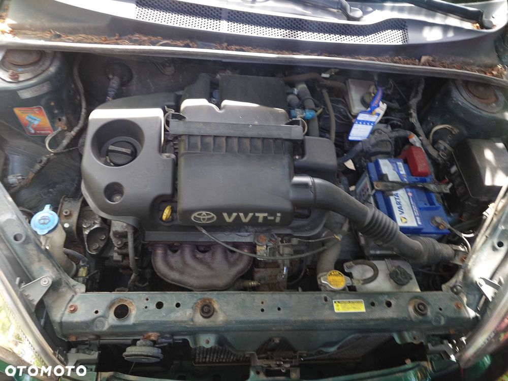 Toyota Yaris - 6