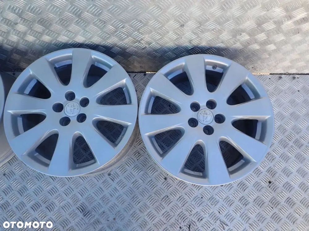 FELGI ALUMINIOWE TOYOTA PRIUS T25 LIFT 7JX17 5X100 ET45 RADOM - 3