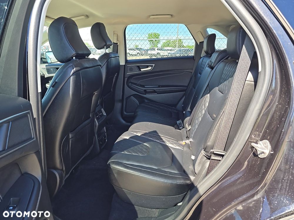 Ford Edge - 11