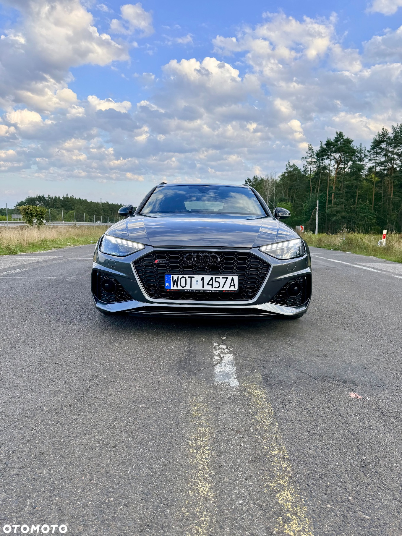 Audi RS4 Limousine - 5