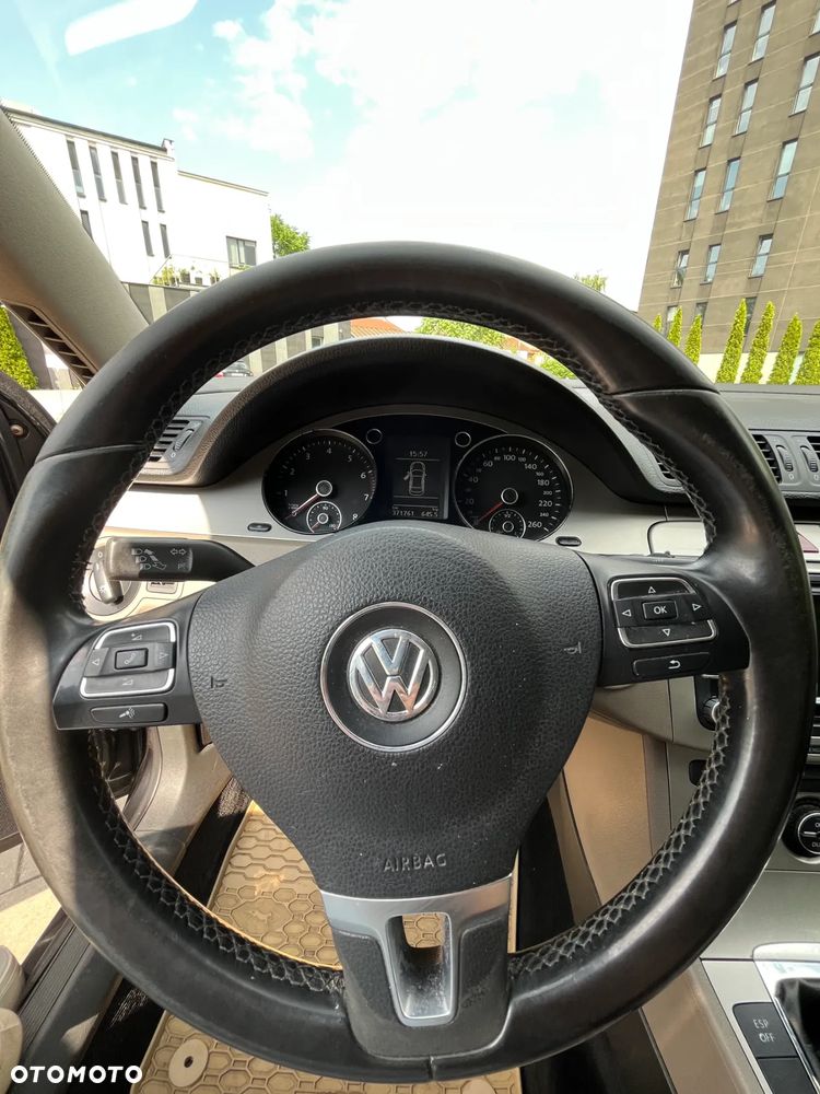 Volkswagen Passat 1.8 TSI Highline - 9