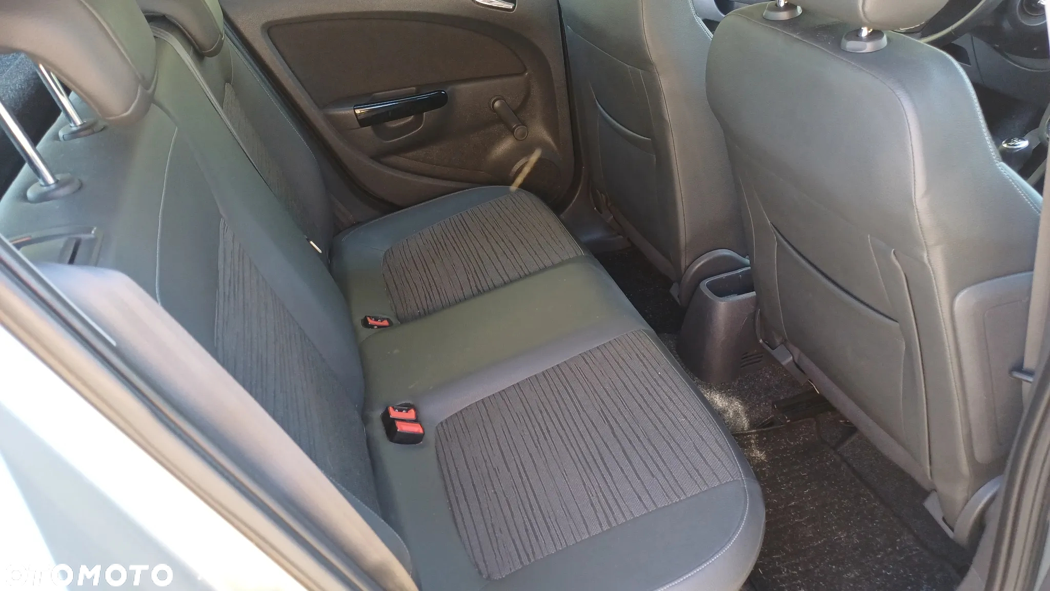 Opel Corsa 1.4 16V Cosmo - 22