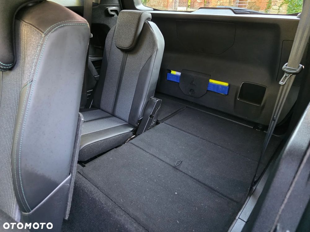 Peugeot 5008 1.5 BlueHDi Allure S&S - 17