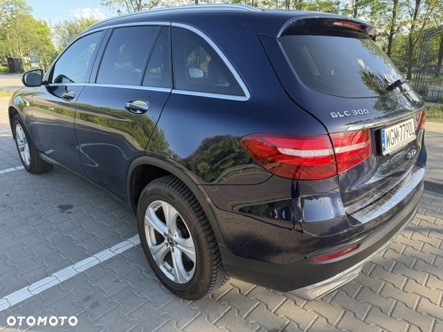 Mercedes-Benz GLC 300 4-Matic - 7