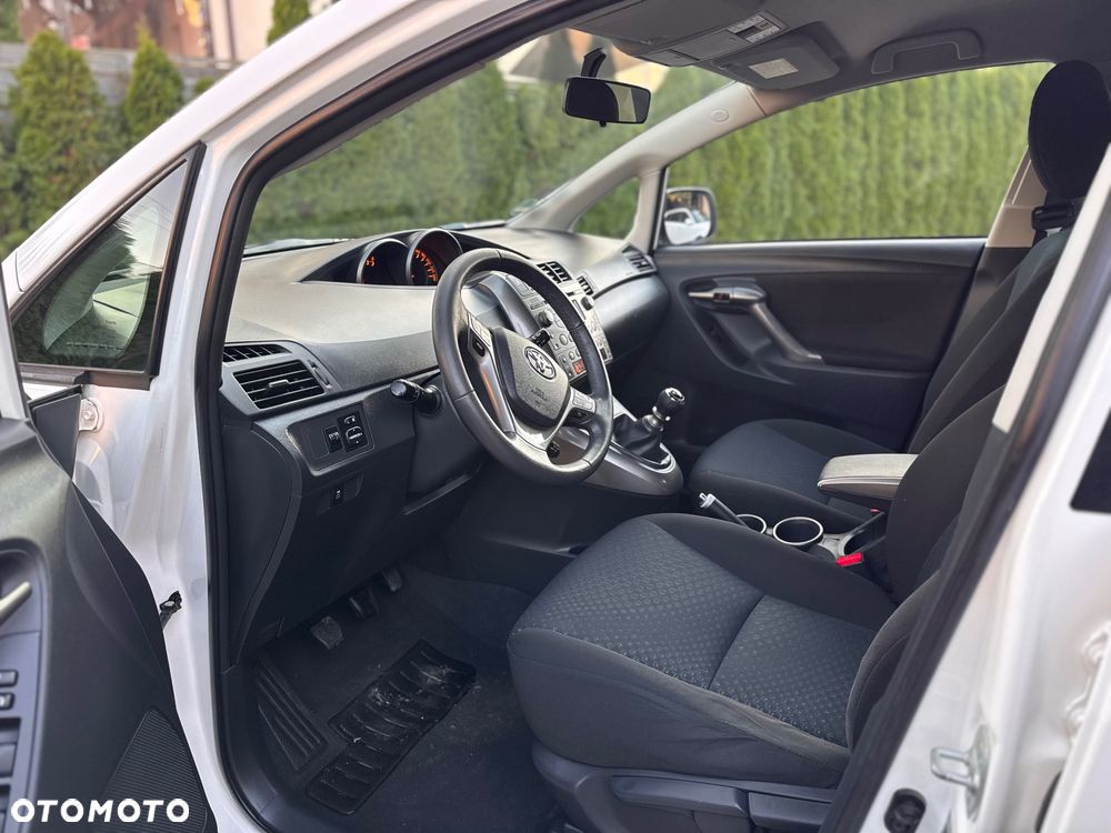 Toyota Verso 1.6 7-Sitzer Life - 25