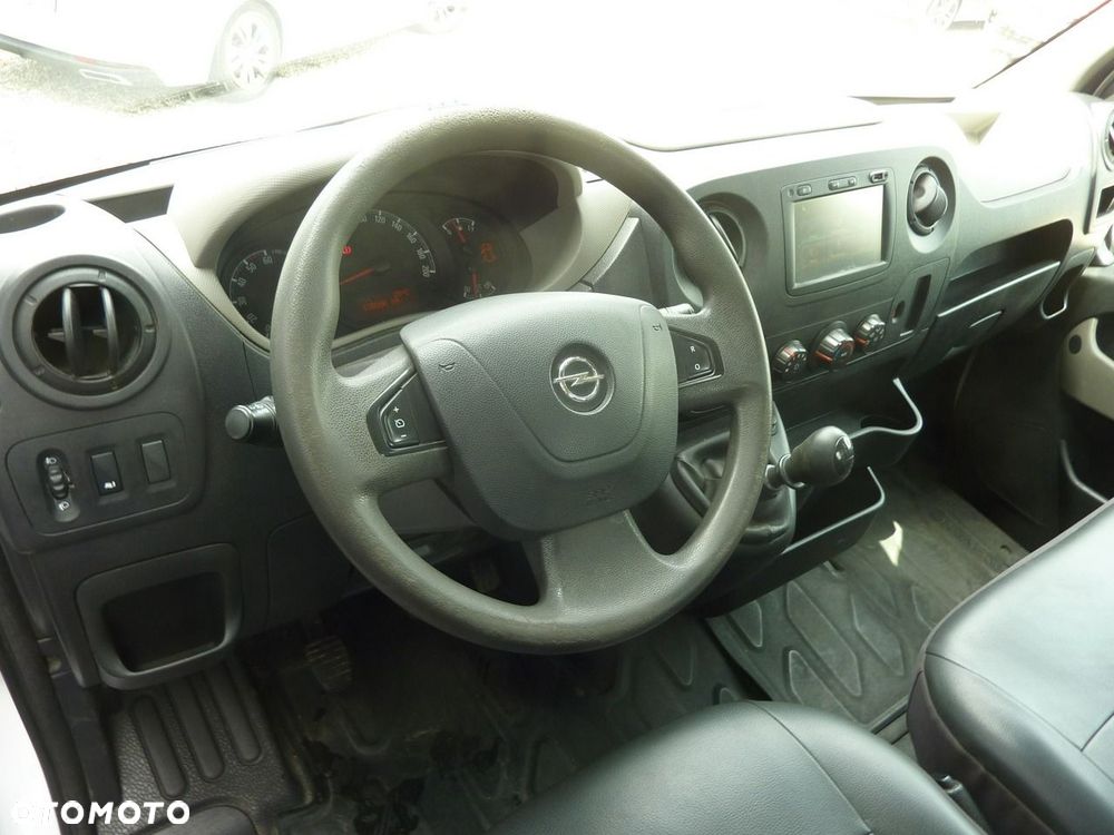 Opel Movano - 11