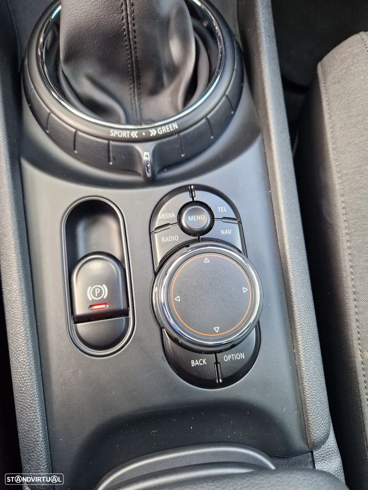 MINI Clubman Cooper SD Auto Desportiva - 23