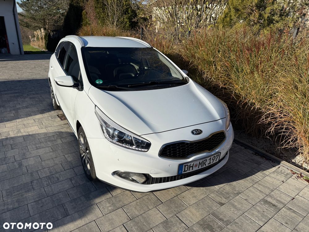 Kia Ceed 1.6 Crdi XL - 1