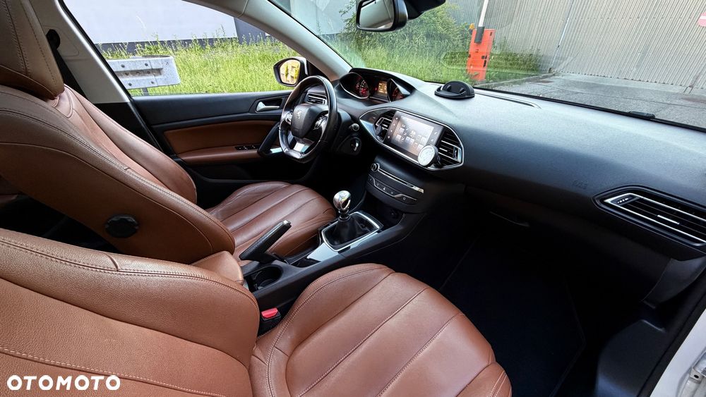 Peugeot 308 BlueHDi 120 Stop & Start Niveau 2 Business-Line - 9