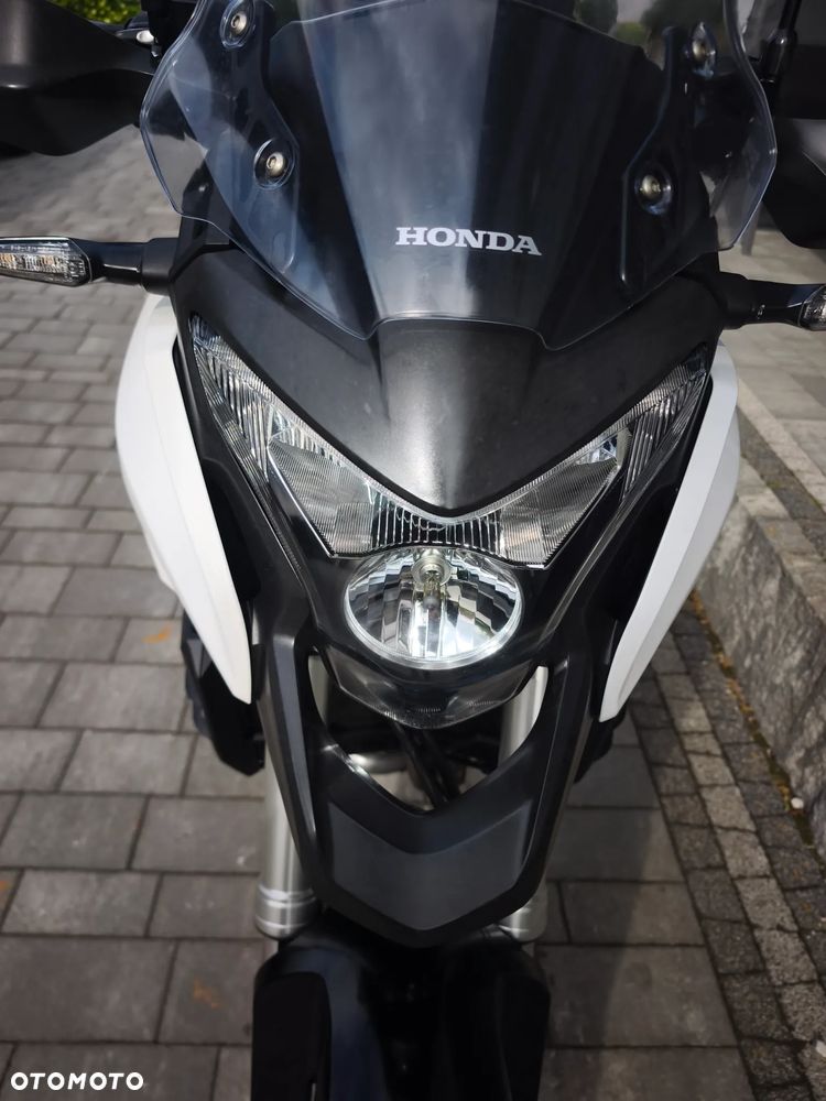 Honda VFR - 14