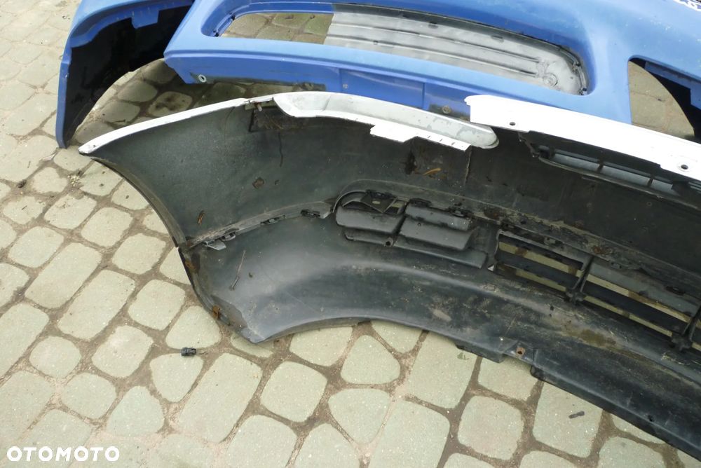 zderzak Audi A3 8L - 9