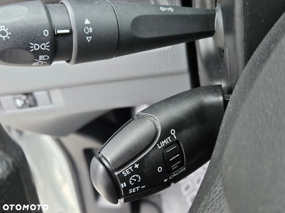 Toyota Proace Extra Long MROŹNIA - 23