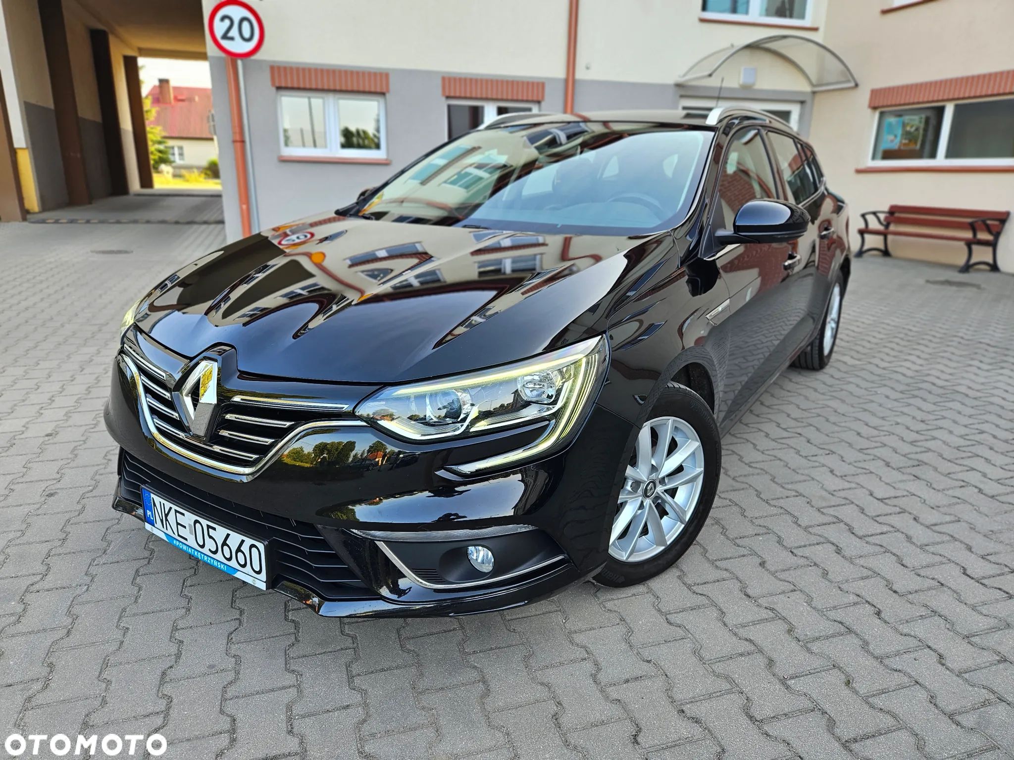 Renault Megane Grandtour ENERGY TCe 130 INTENS - 1