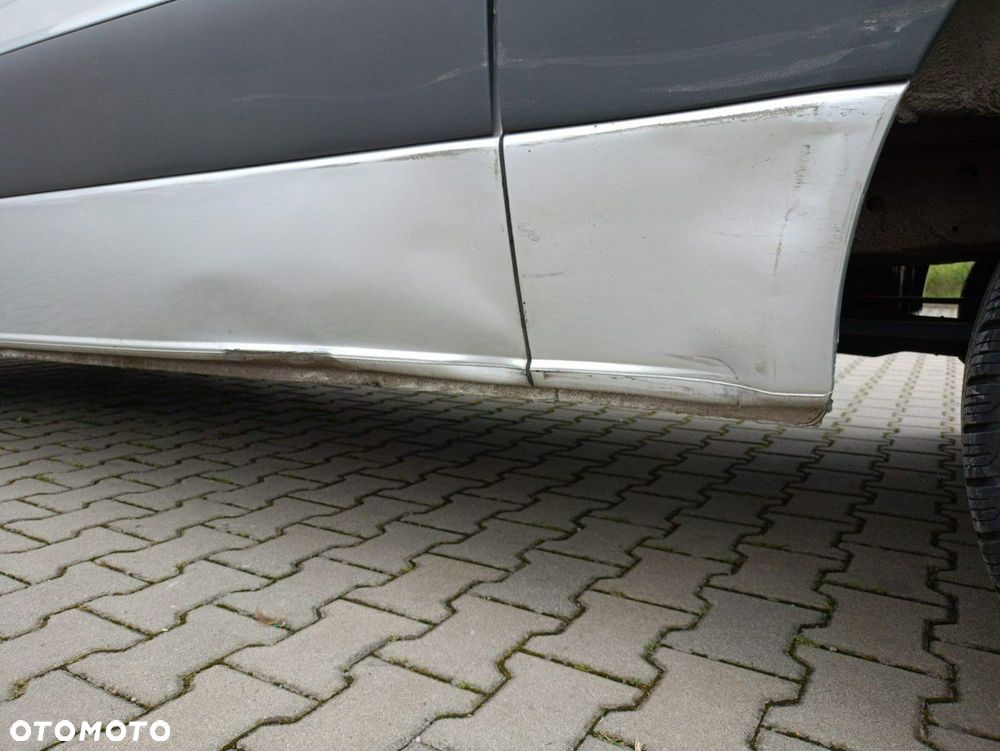 Mercedes-Benz Sprinter - 9
