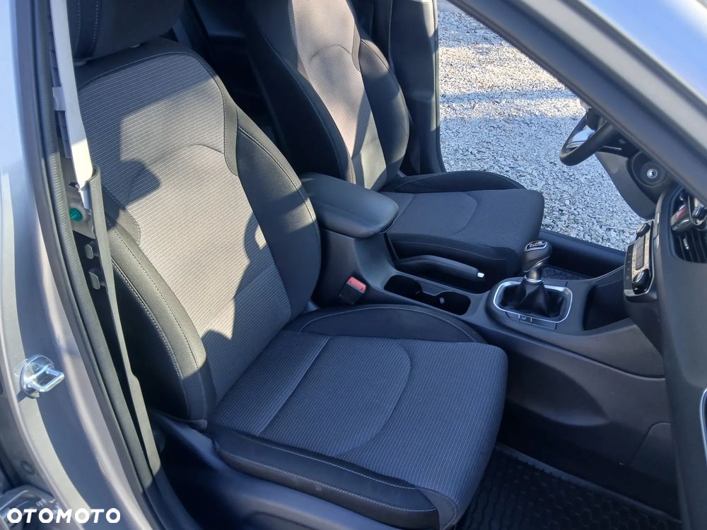 Hyundai i30 1.5 DPI Comfort - 23