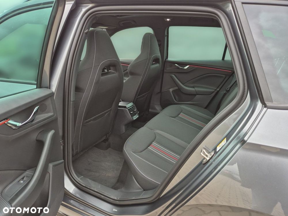 Skoda Kamiq 1.5 TSI Monte Carlo - 14