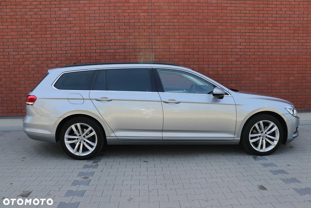 Volkswagen Passat 2.0 TDI (BlueMotion Technology) DSG Trendline - 11
