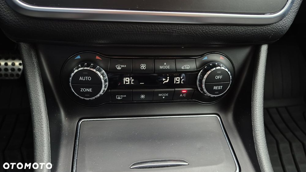 Mercedes-Benz GLA 220 4-Matic - 19
