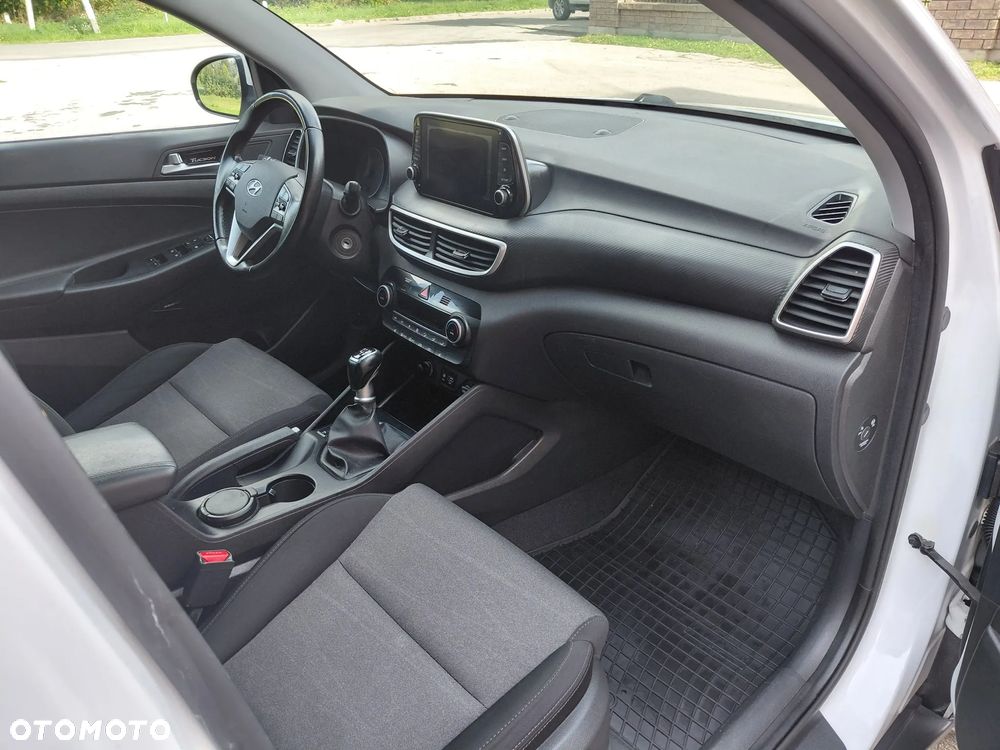 Hyundai Tucson - 8