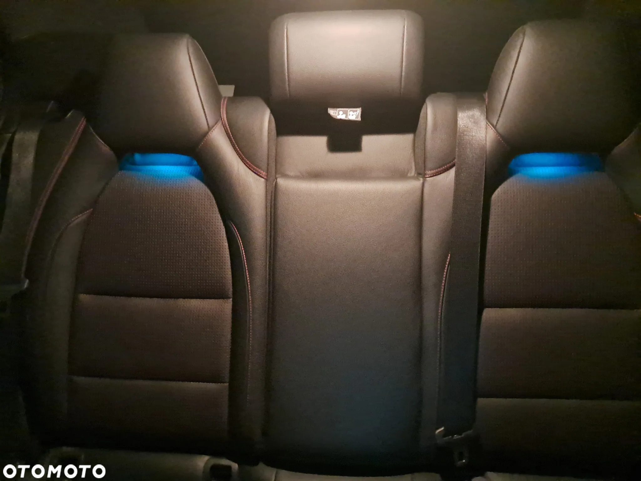 Mercedes-Benz GLA 250 4-Matic AMG Line - 30