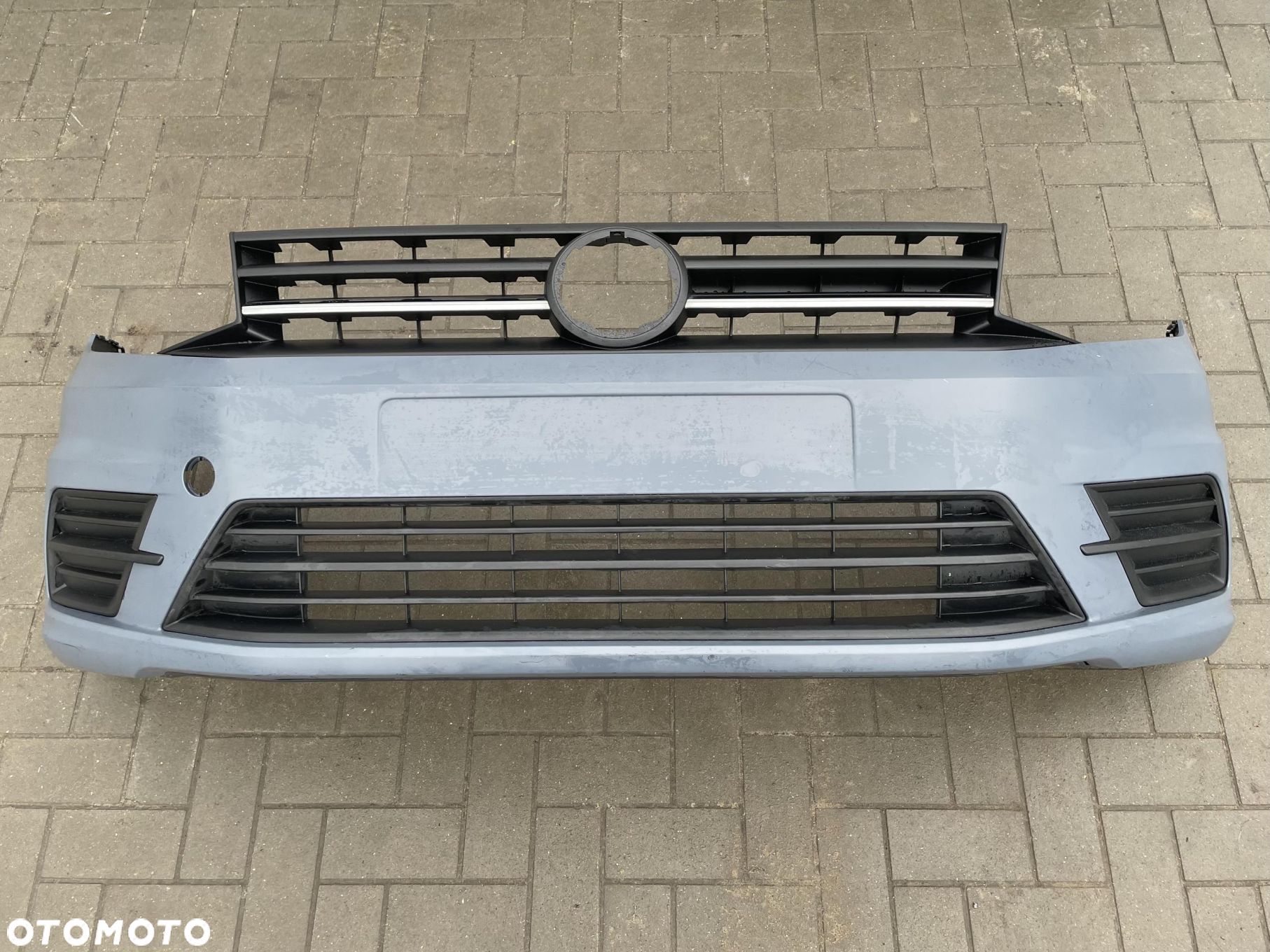 VW CADDY 2K5 ZDERZAK PRZEDNI PRZÓD - 1