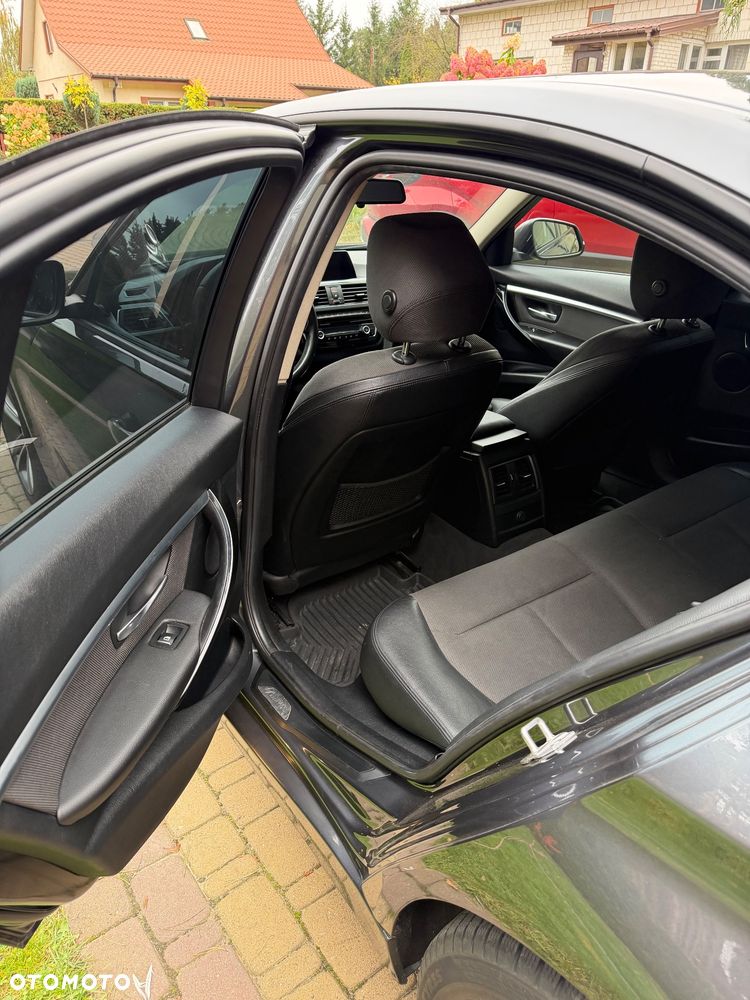 BMW Seria 3 - 16