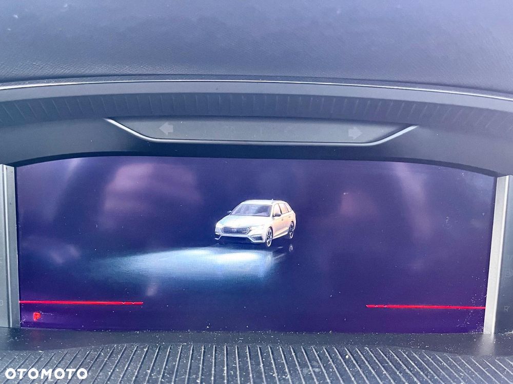 Skoda Octavia 2.0 TDI DSG RS Plus - 15