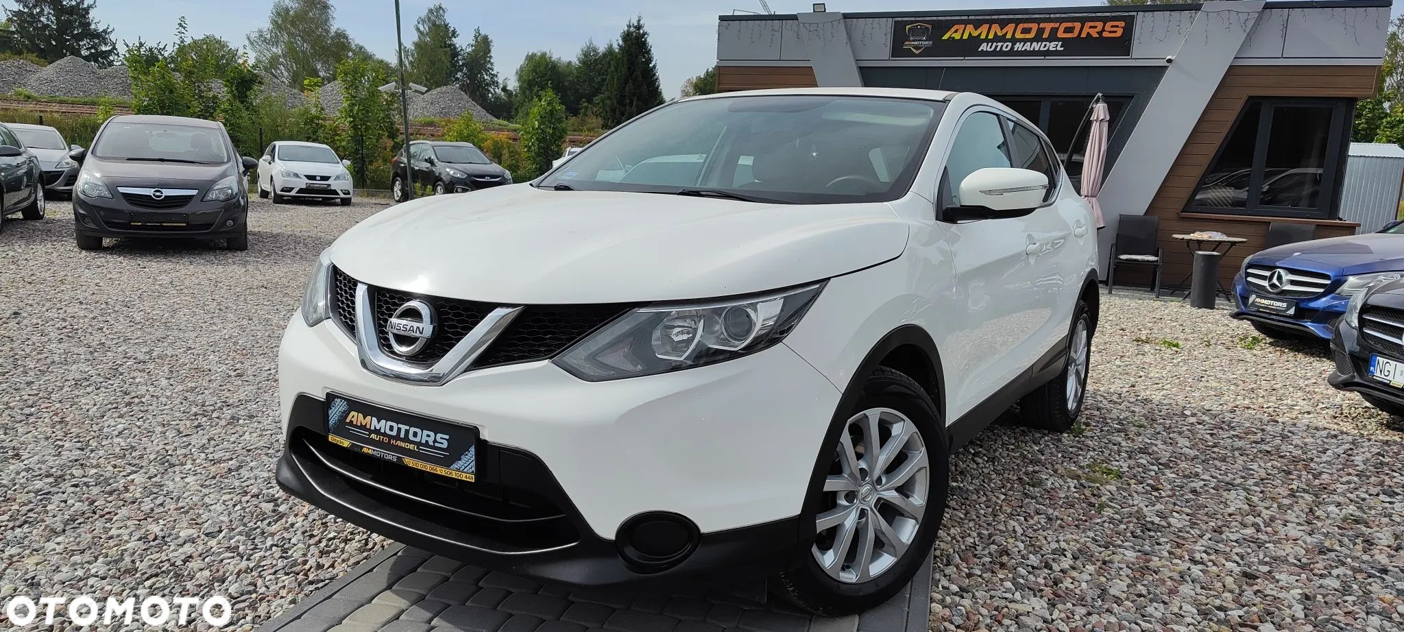 Nissan Qashqai - 1