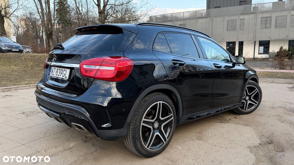 Mercedes-Benz GLA - 5