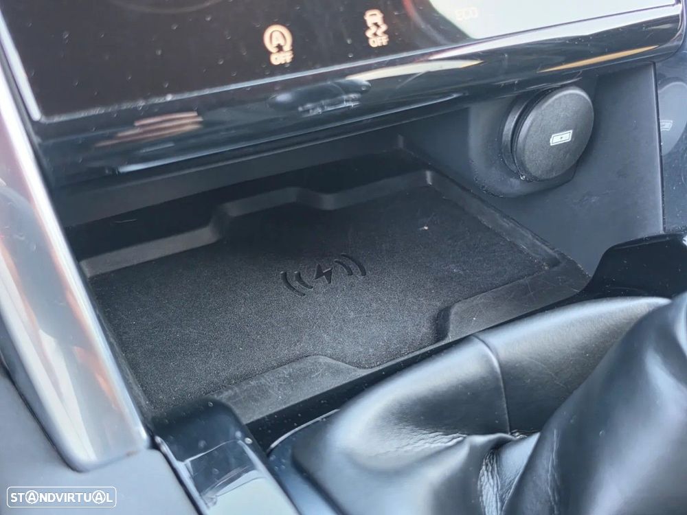 Land Rover Discovery Sport - 21